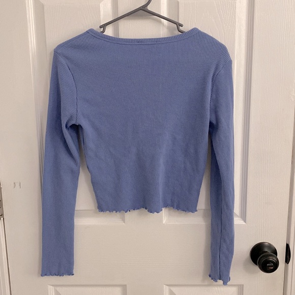 Blue Long Sleeve Medium Forever 21 Crop Top - Picture 2 of 3